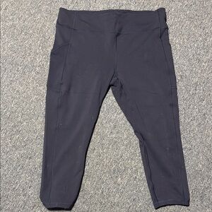 lululemon athletica Invigorate True Navy Size 18